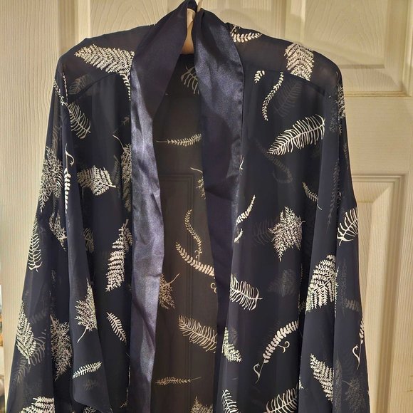 Judith Hart Intimates Robe Size 3X Navy Fern Print Sheer - Picture 1 of 8